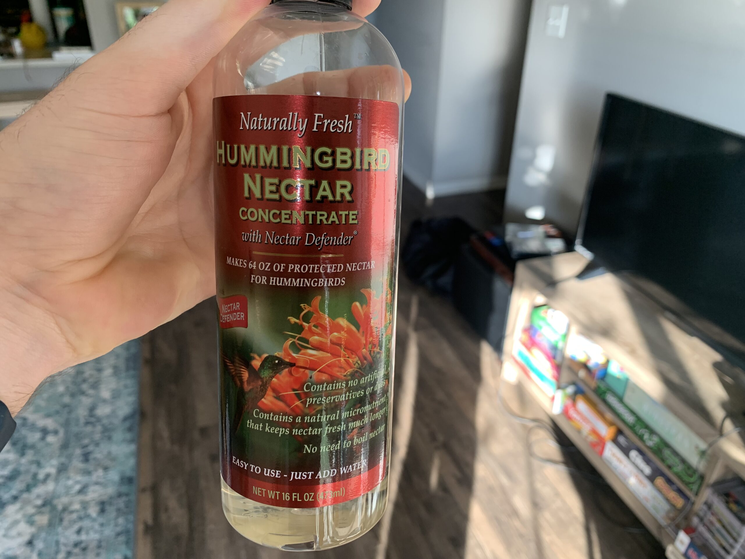 Nectar Defender Review: A Simple and Effective Way to Attract Hummingbirds